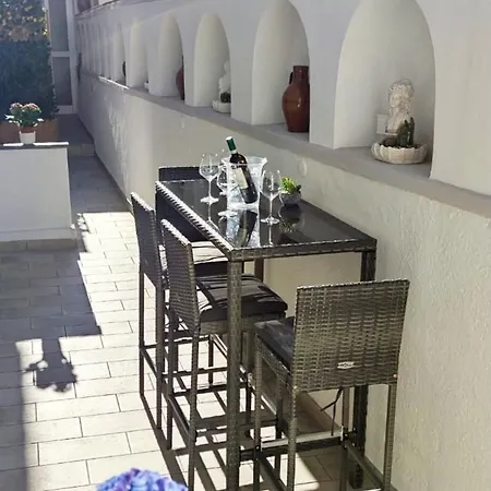 Lusi House Apartmán