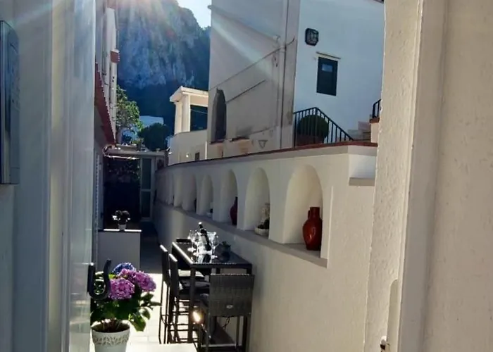 Lusi House Apartment *