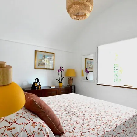 Lusi House Apartment *