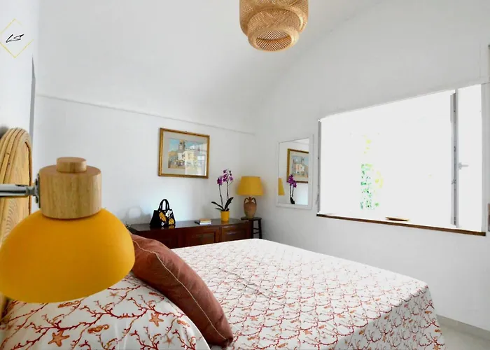 Lusi House Apartment *